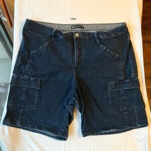 Lee 1880 Men’s Cargo Natural Fit Short Denim Shorts size M 18, Blue